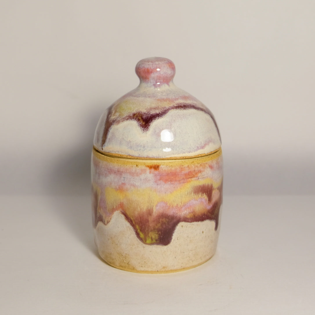 Drippy blush jar