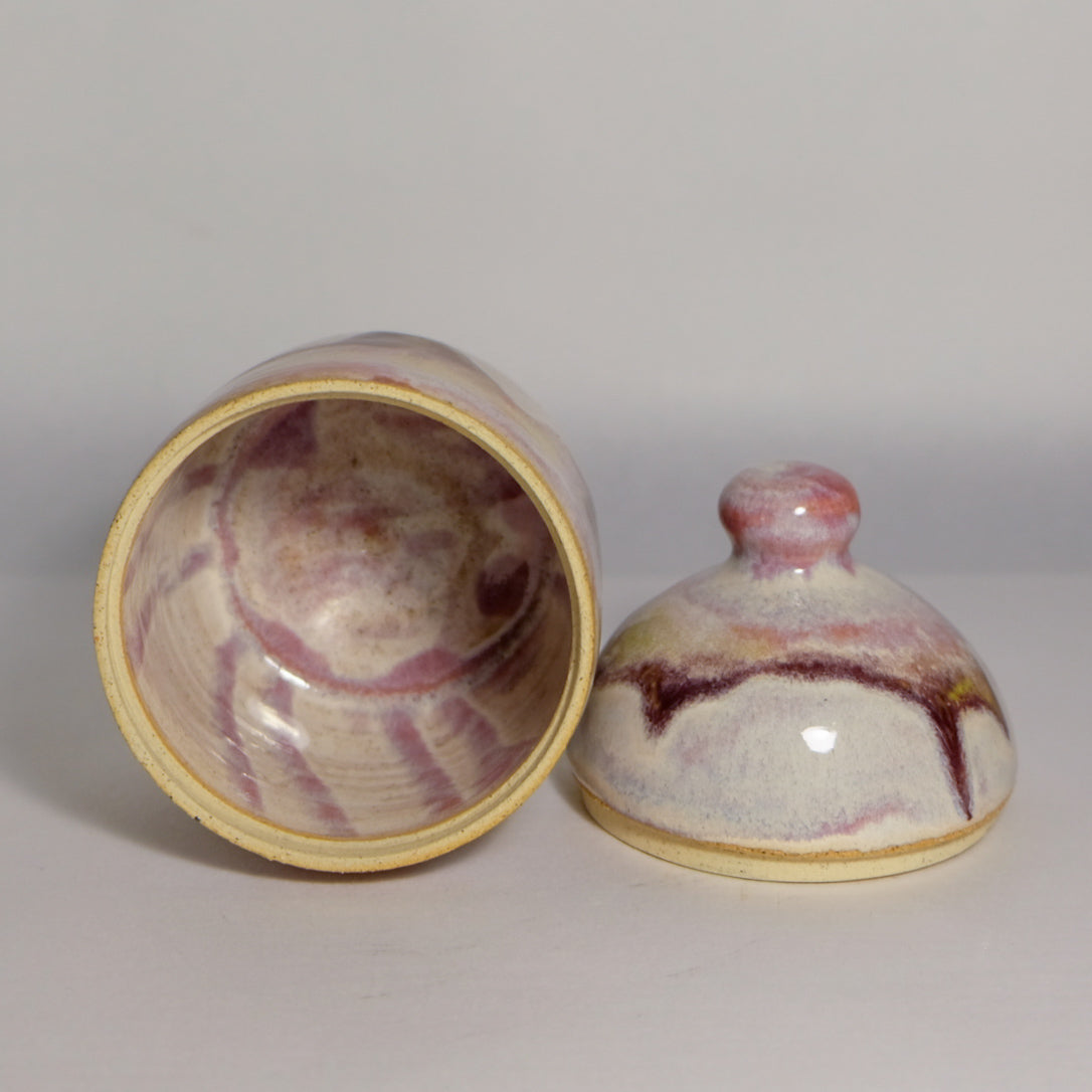 Drippy blush jar